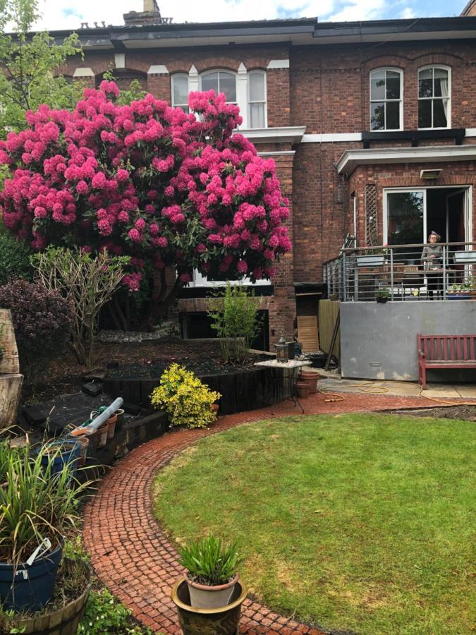 Apartment Chorlton Garden Rooms. Relax, Work, And Play. Manchester